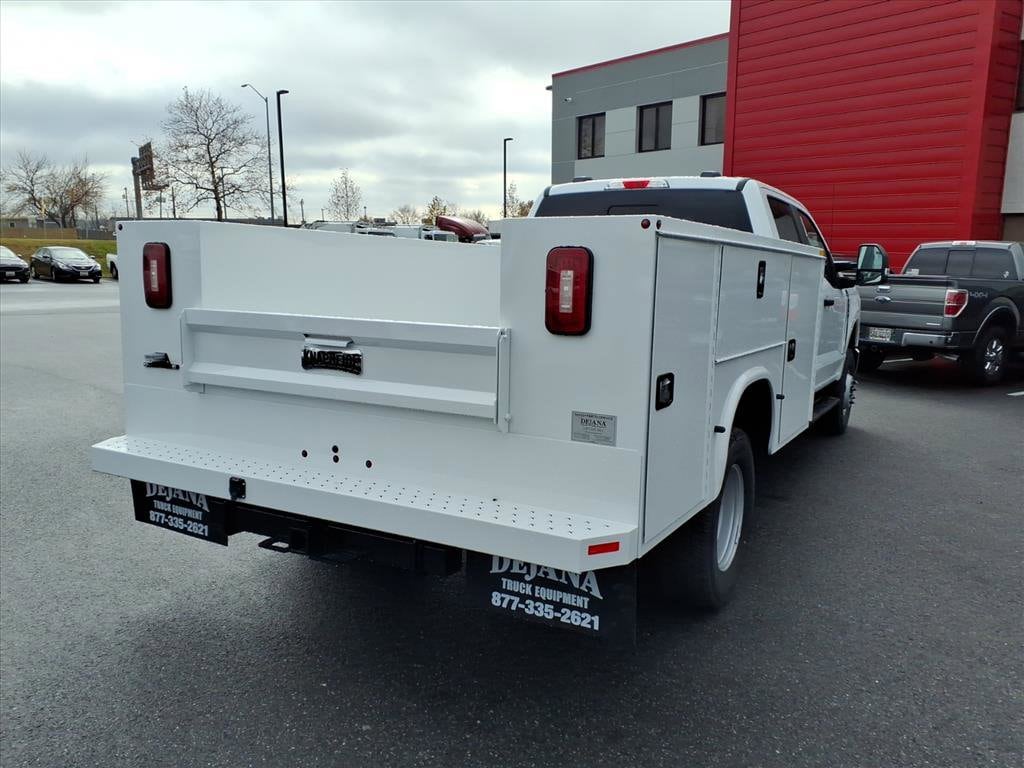 New 2026 Ford F-350 Chassis Truck Crew Cab