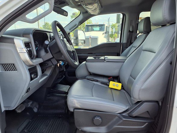 2026 Ford F-450 Super Duty Chassis Cab XL - Photo 13