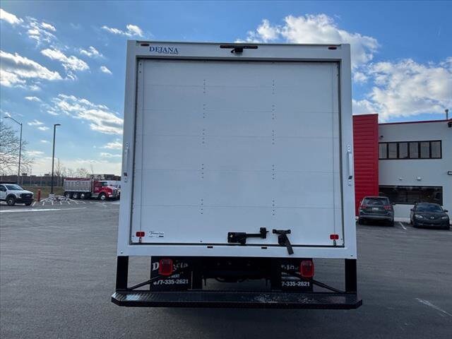 2024 Ford F-550 photo 4