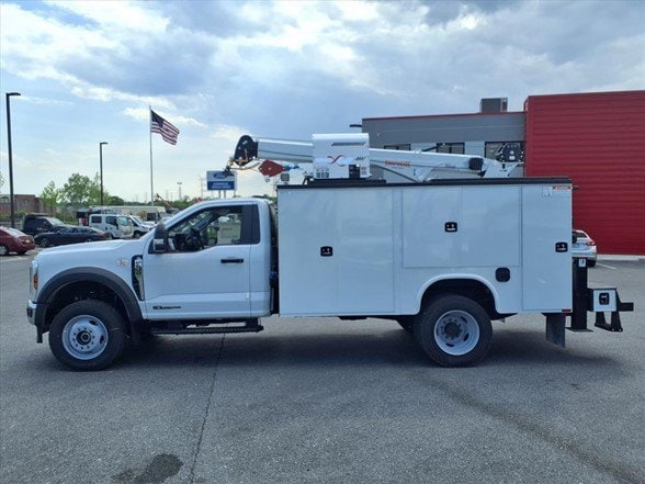 2025 Ford F-600 Super Duty Chassis Cab XL - Photo 6