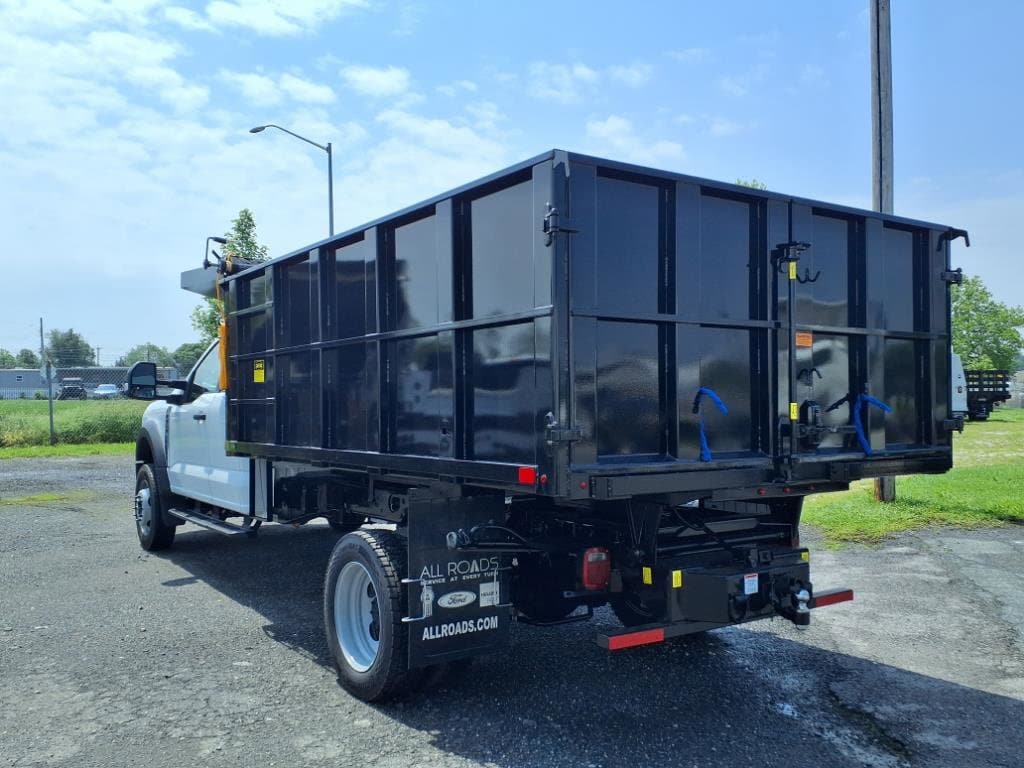 2025 Ford F-450 Super Duty Chassis Cab XL - Photo 6
