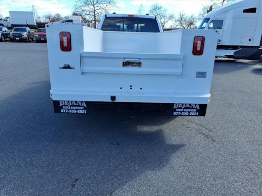 New 2026 Ford F-350 Chassis Truck Crew Cab