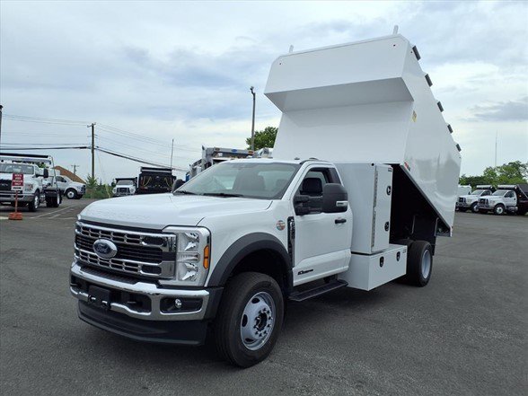2026 Ford F-600 Super Duty Chassis Cab XL - Photo 2