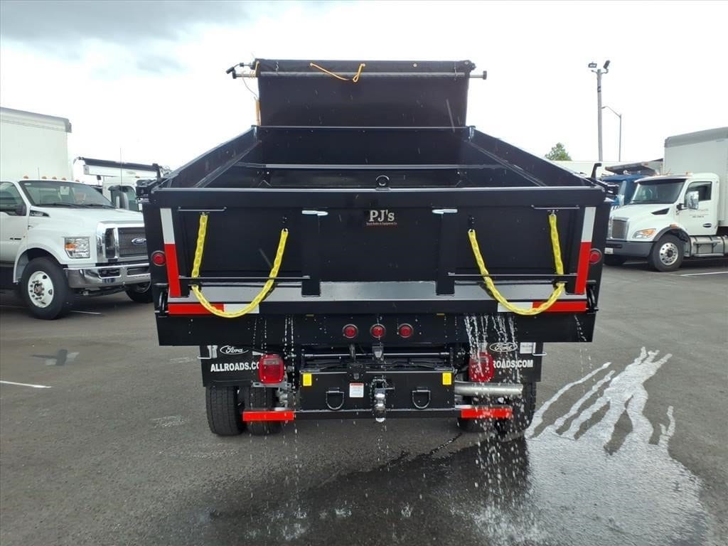 2026 Ford F-450 Super Duty Chassis Cab XL - Photo 7