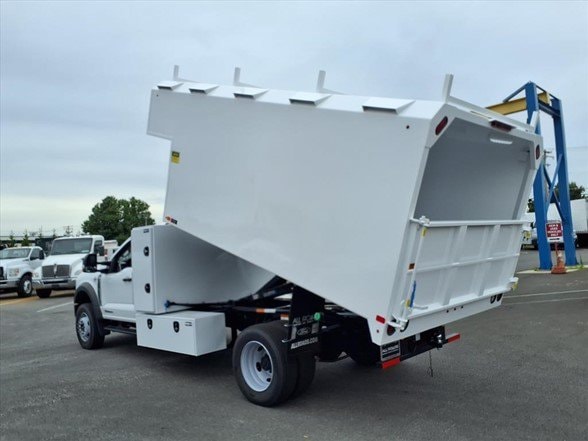 2026 Ford F-600 Super Duty Chassis Cab XL - Photo 7