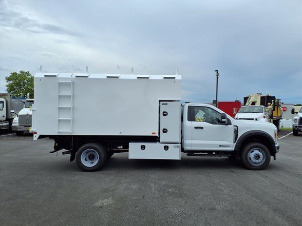 2026 Ford F-600 Super Duty Chassis Cab XL - Photo 3
