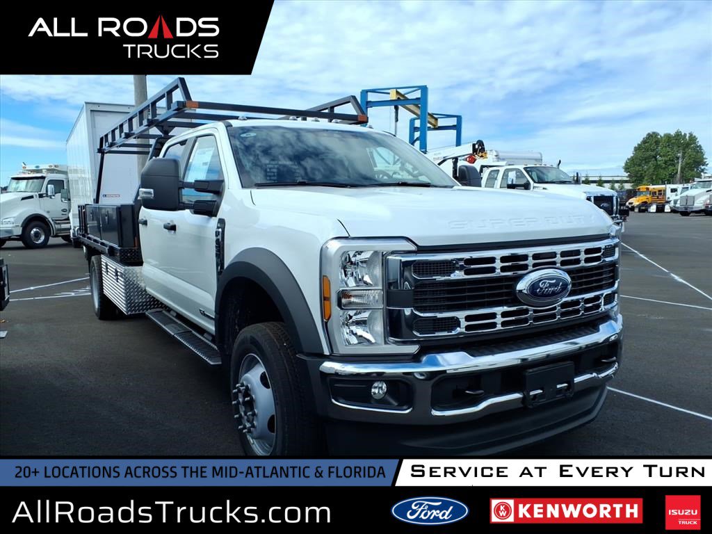 2025 Ford F-450 Super Duty Chassis Cab XL's photo