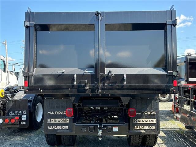 2025 Ford F-750 Base photo 3