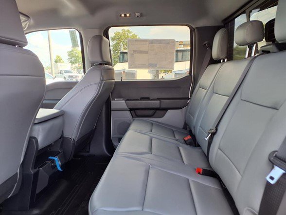 2026 Ford F-450 Super Duty Chassis Cab XL - Photo 17