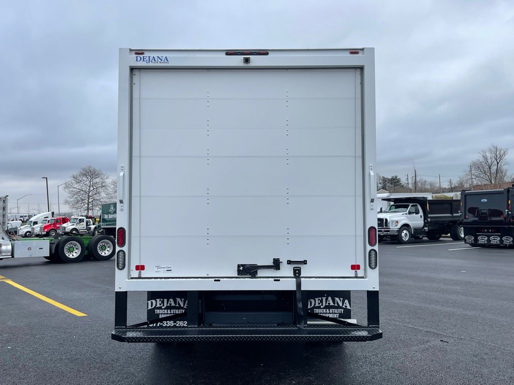 2024 Ford E-350 Base photo 4
