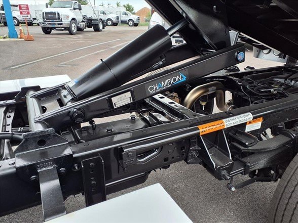 2026 Ford F-600 Super Duty Chassis Cab XL - Photo 10