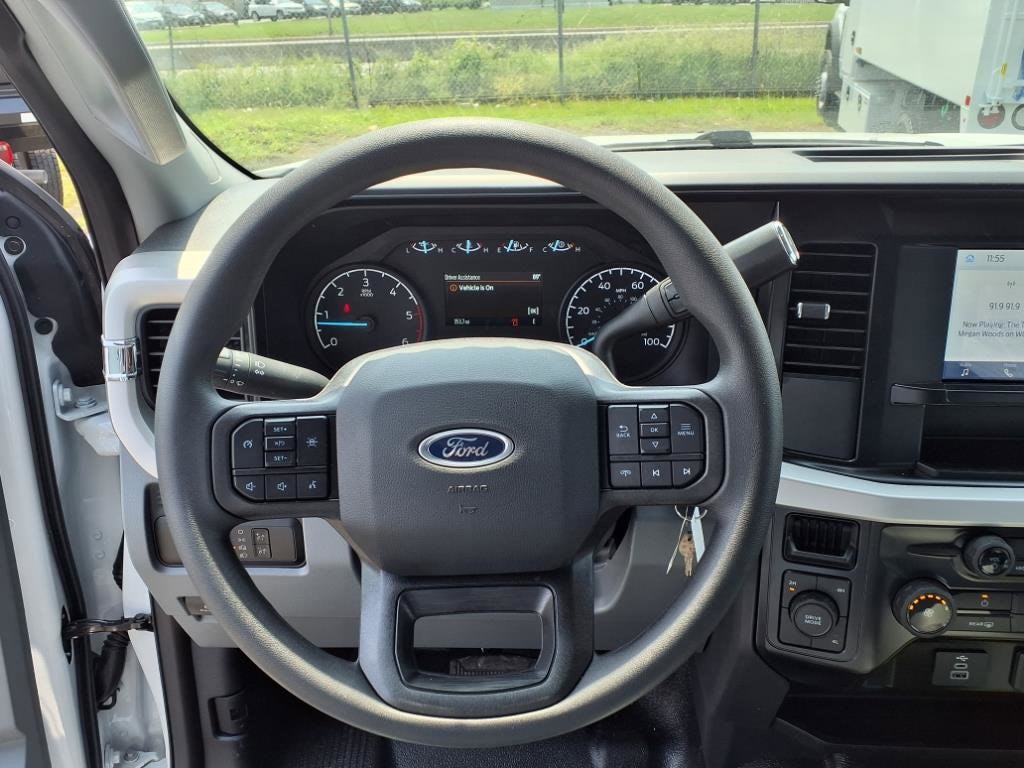 2025 Ford F-450 Super Duty Chassis Cab XL - Photo 17