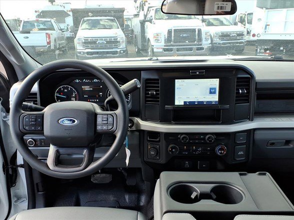 2026 Ford F-450 Super Duty Chassis Cab XL - Photo 13