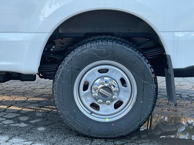 2025 Ford F-350 Super Duty XL - Photo 9
