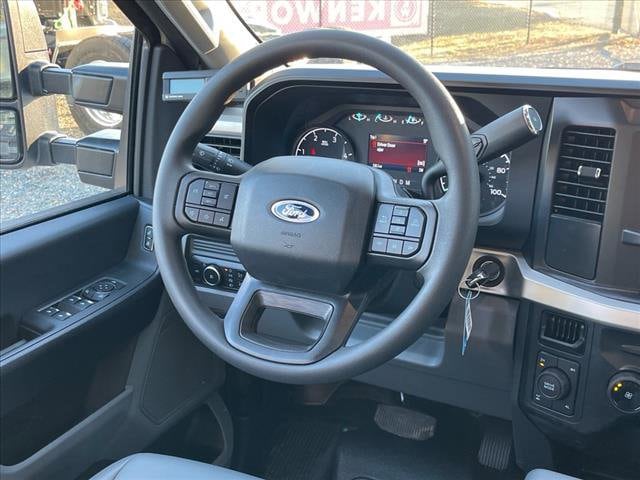 2025 Ford F-350 Super Duty XL - Photo 26
