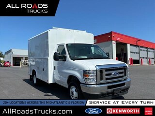 2025 Ford E-350 Cutaway Base Truck