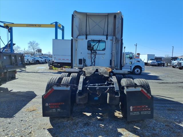 2021 Kenworth T680 photo 4