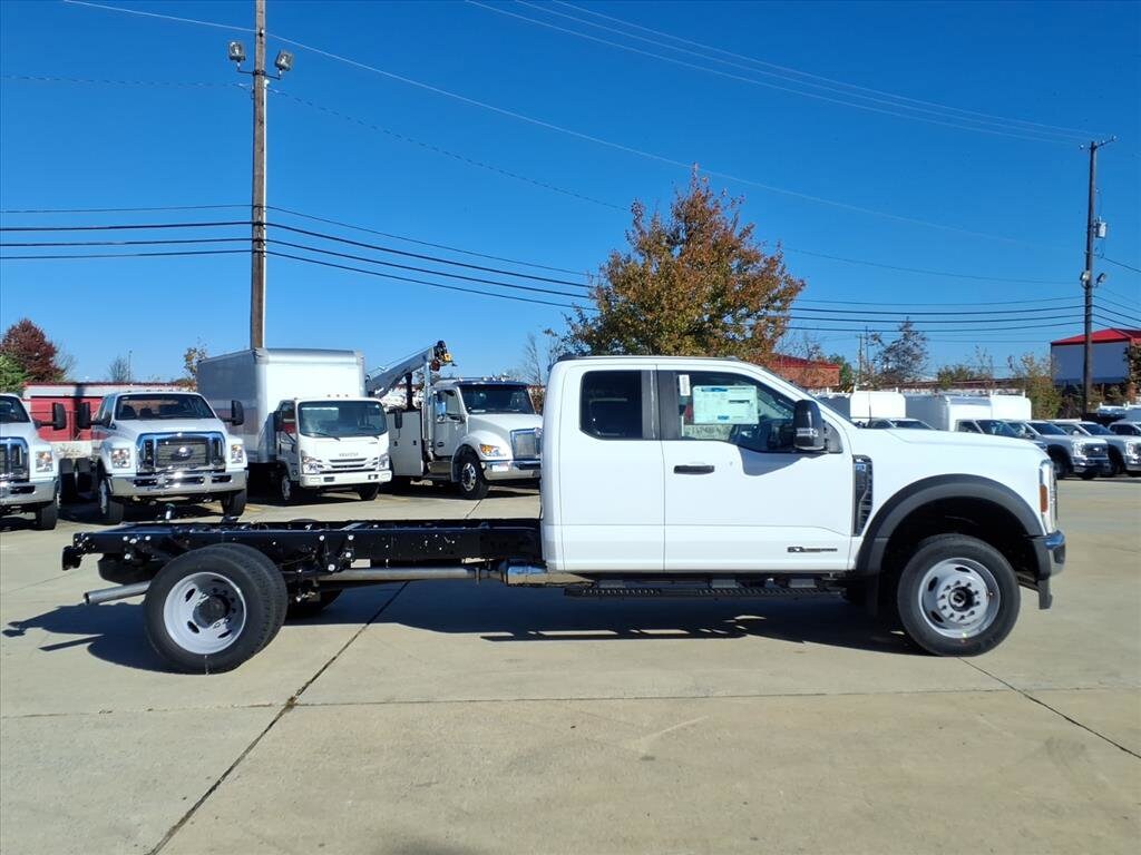 New 2026 Ford F-550 Chassis Truck Super Cab