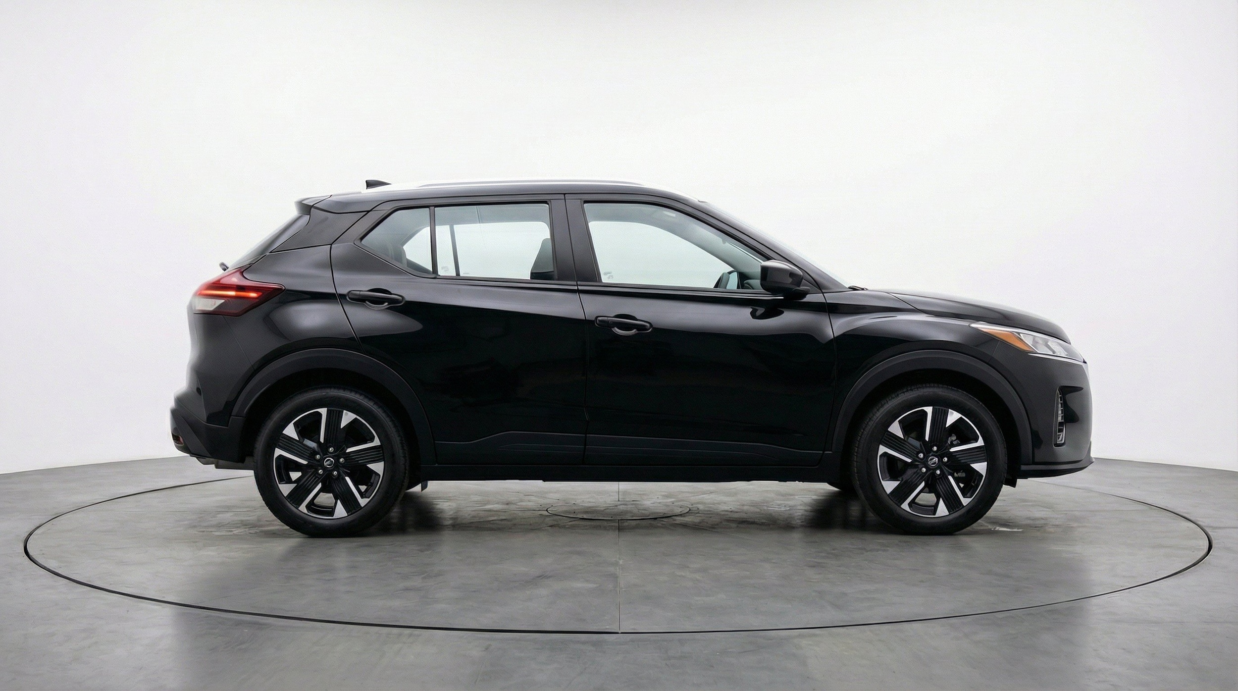 Thumbnail: 2026 Nissan Kicks - 11