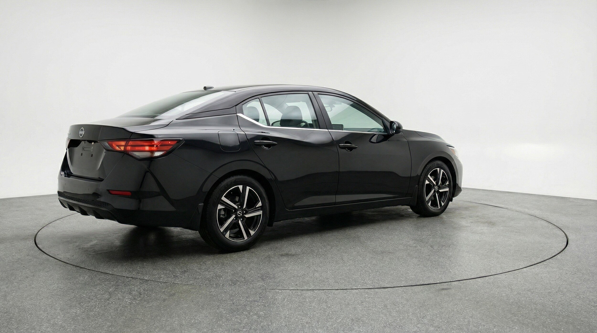 Thumbnail: 2025 Nissan Sentra - 9