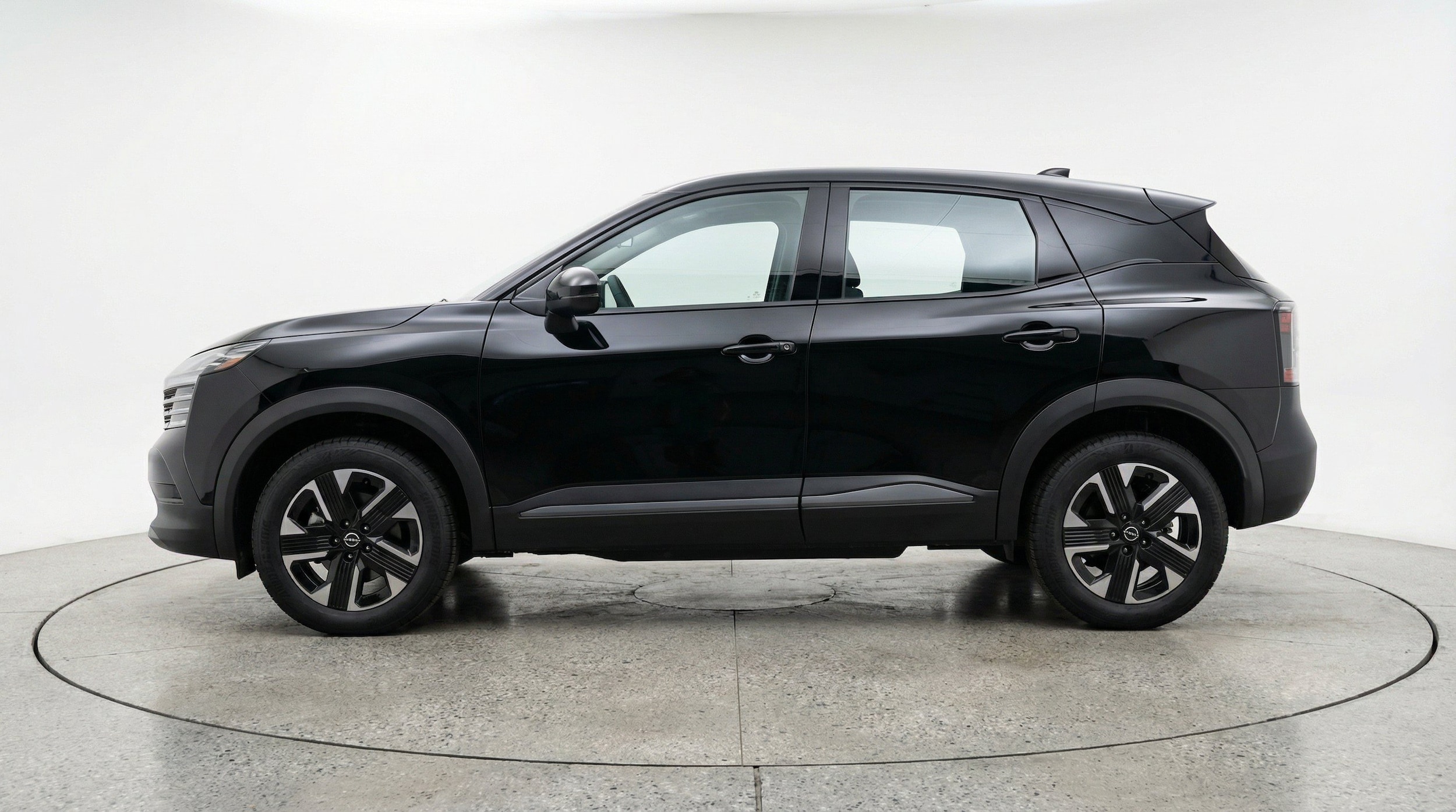 Thumbnail: 2026 Nissan Kicks - 5