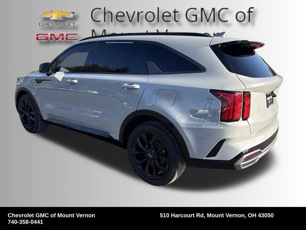 Used 2023 Kia Sorento SX