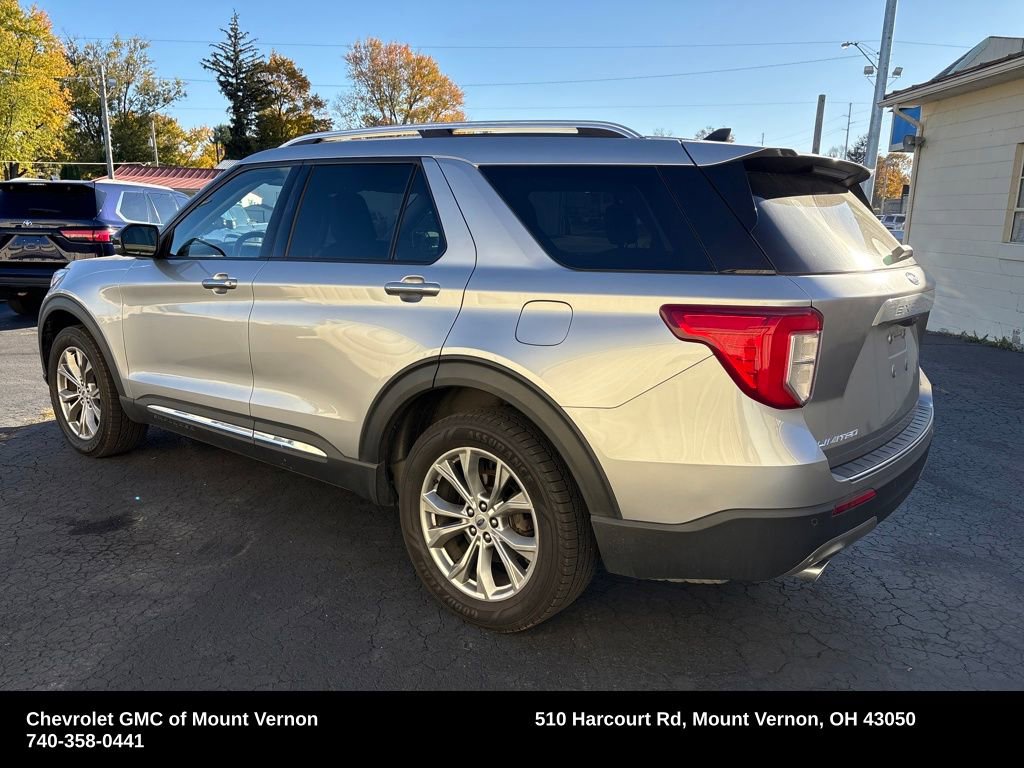 2022 Ford Explorer Limited photo 2