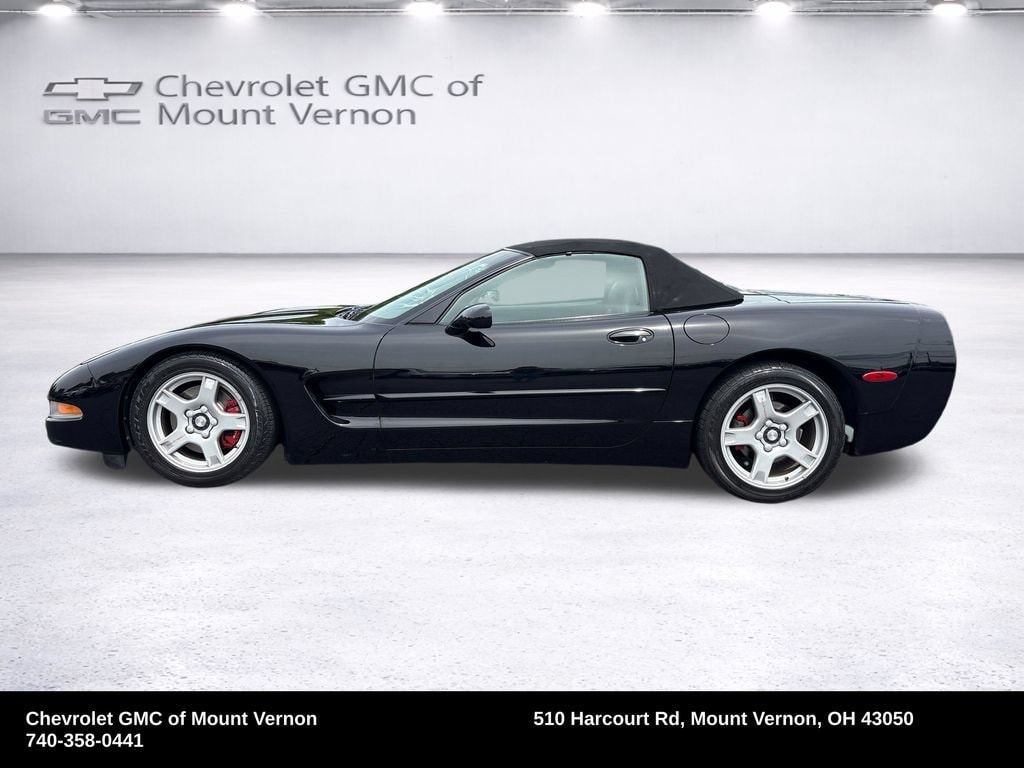 Used 1998 Chevrolet Corvette Base with VIN 1G1YY32G4W5110402 for sale in Mount Vernon, OH
