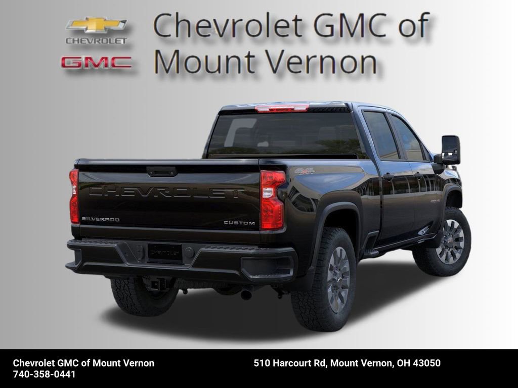2025 Chevrolet Silverado 2500HD Custom photo 3