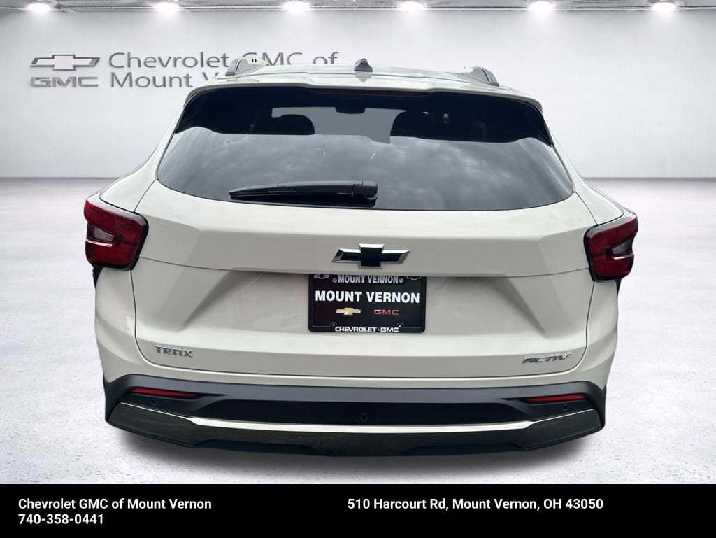 2026 Chevrolet Trax Activ - Photo 3