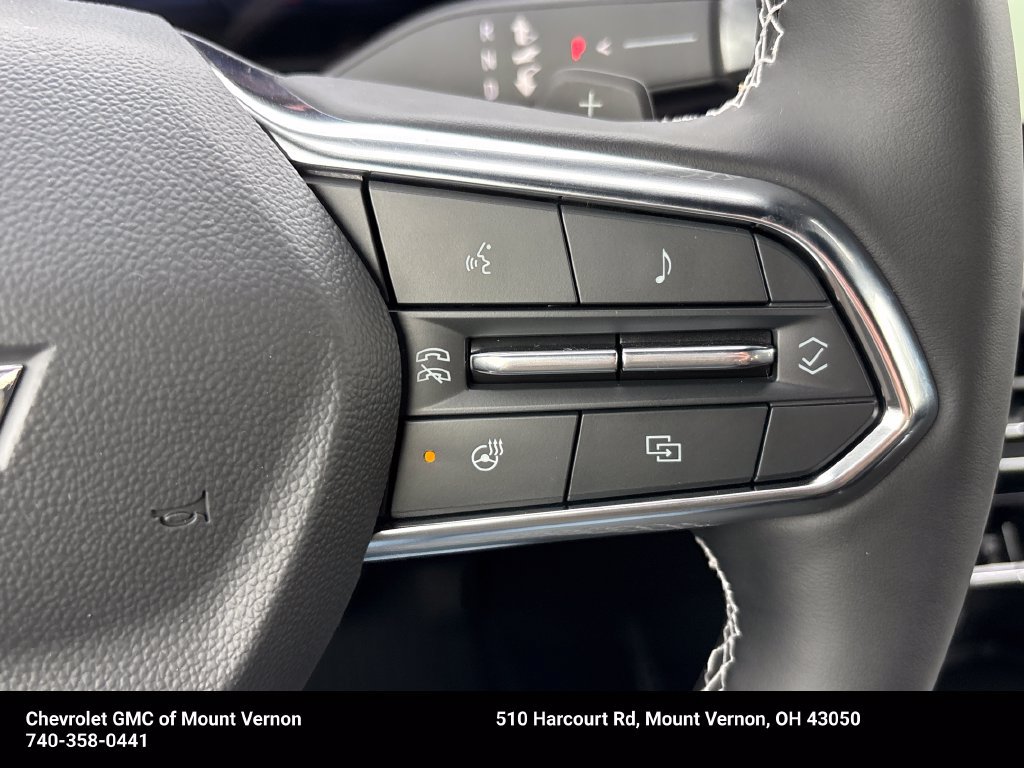 2027 Chevrolet Traverse LT - Photo 34