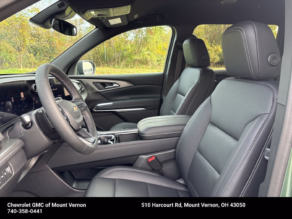 2027 Chevrolet Traverse LT - Photo 11