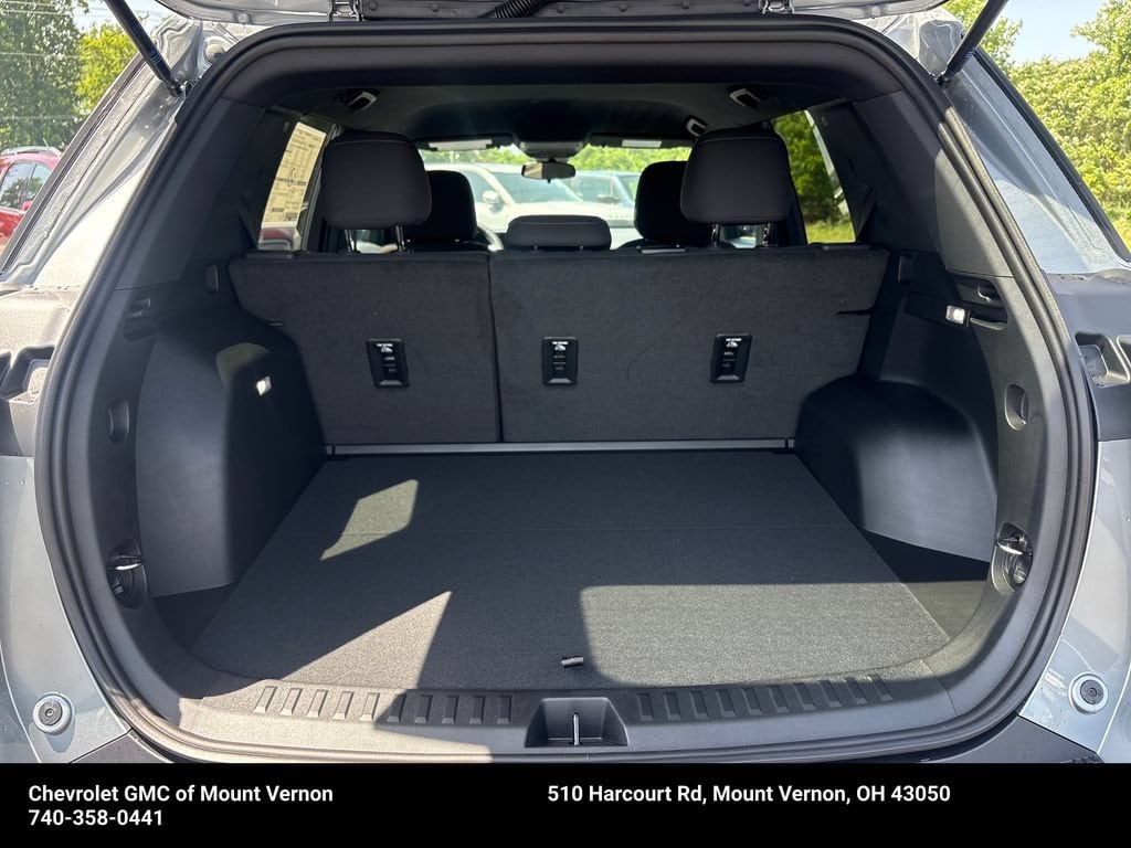 2027 Chevrolet Equinox LT - Photo 28