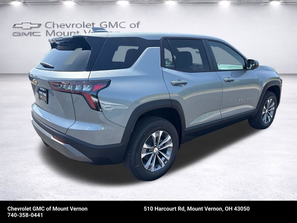 2027 Chevrolet Equinox LT - Photo 5