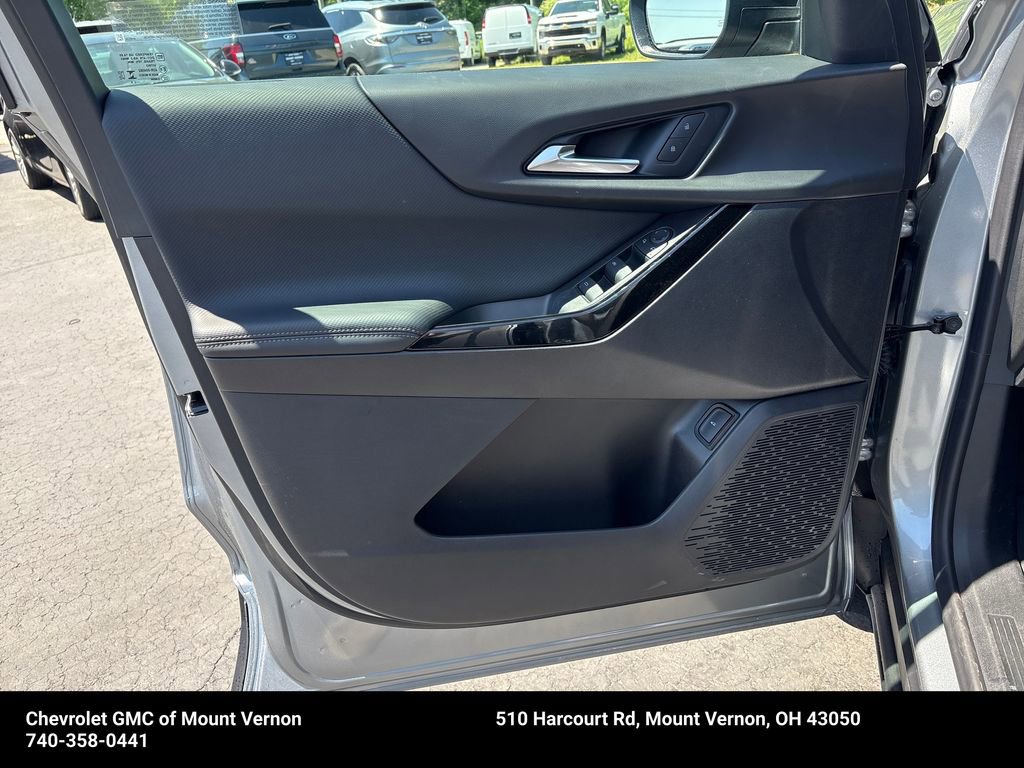 2026 Chevrolet Equinox LT - Photo 13