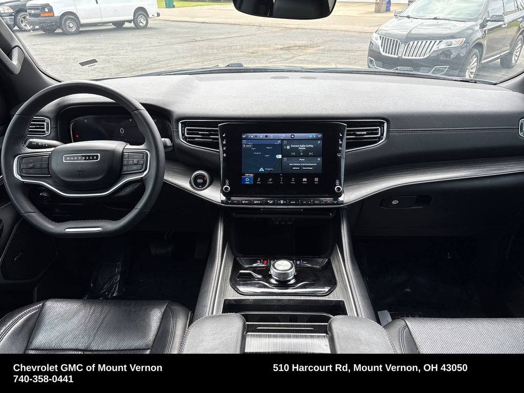 2024 Jeep Wagoneer L Series II - Photo 13