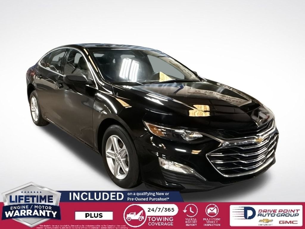 2022 Chevrolet Malibu Car 