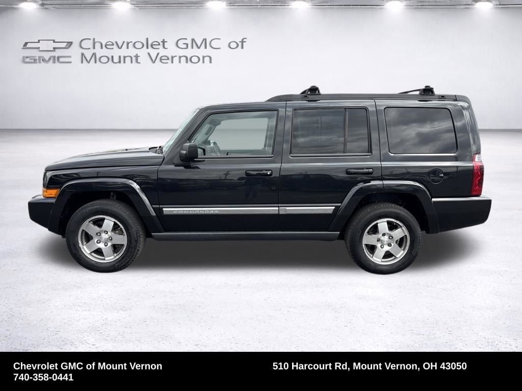 Used 2010 Jeep Commander Sport with VIN 1J4RH4GT0AC114064 for sale in Mount Vernon, OH