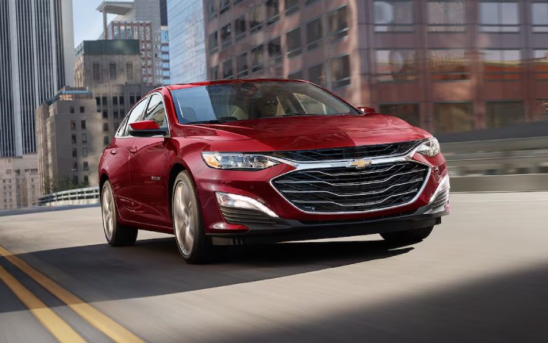 The 2025 Chevrolet Malibu near Newark, OH - Efficiency and Safety at its Best