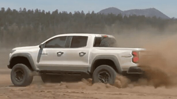 Review%20Roundup-%202025%20Chevrolet%20Colorado%20post.png