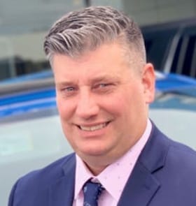 Staff member Glen Fry from 7cf778bac6bc