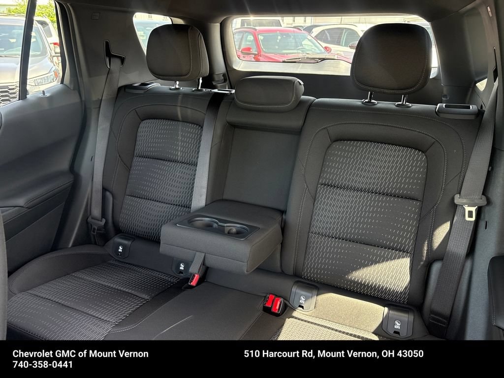 2027 Chevrolet Equinox LT - Photo 25