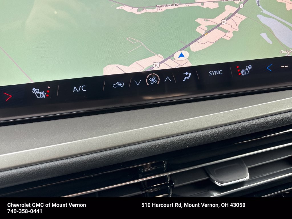 2027 Chevrolet Traverse LT - Photo 33