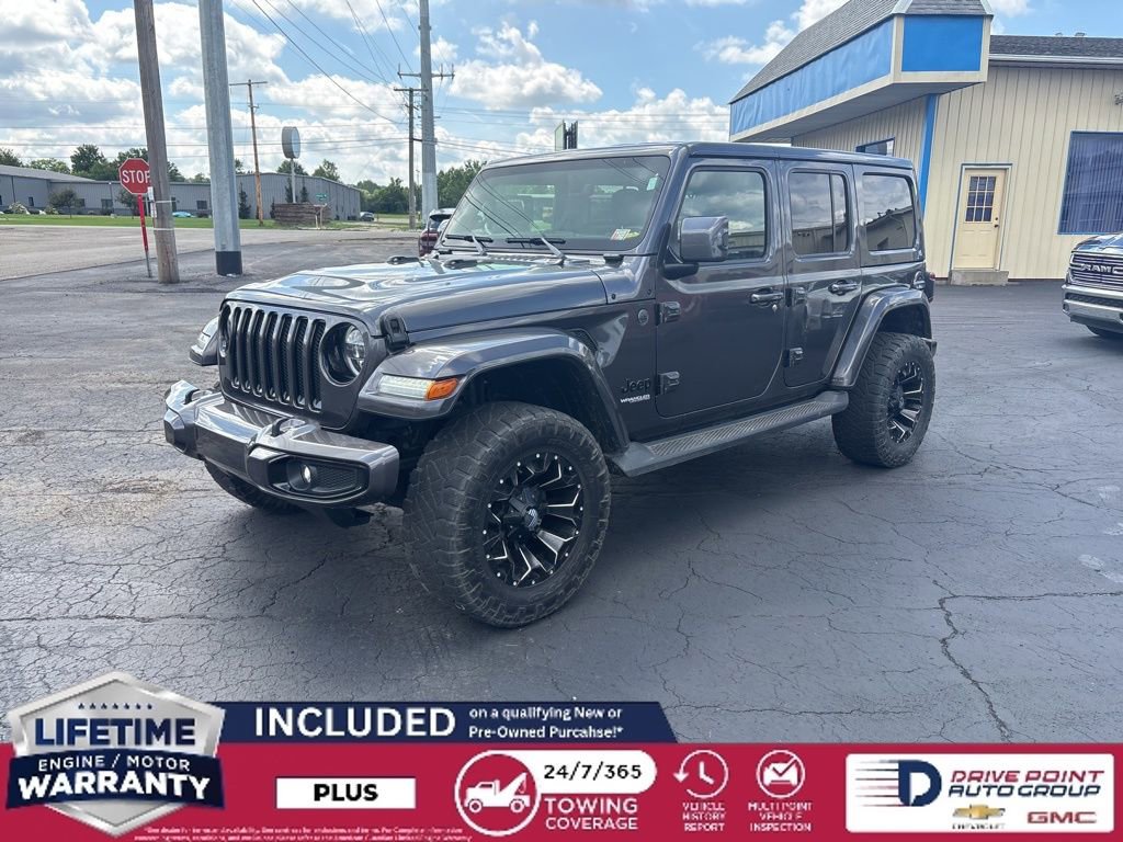 2021 Jeep Wrangler Unlimited Sahara High Altitude photo 3