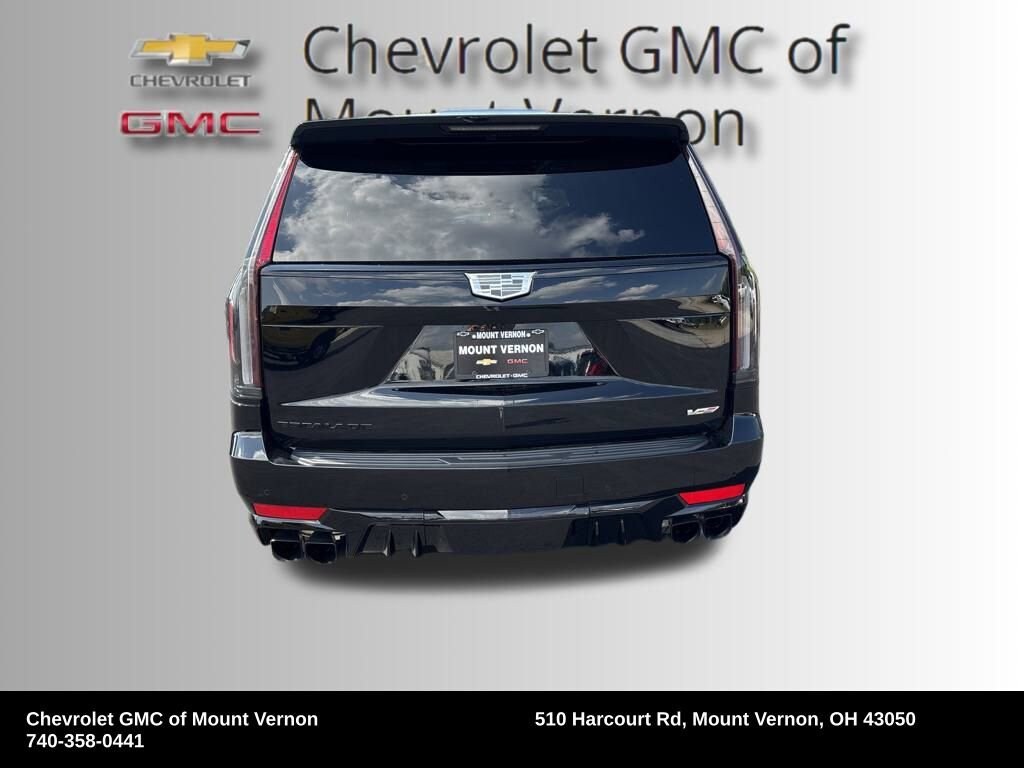 2024 Cadillac Escalade V-Series photo 4