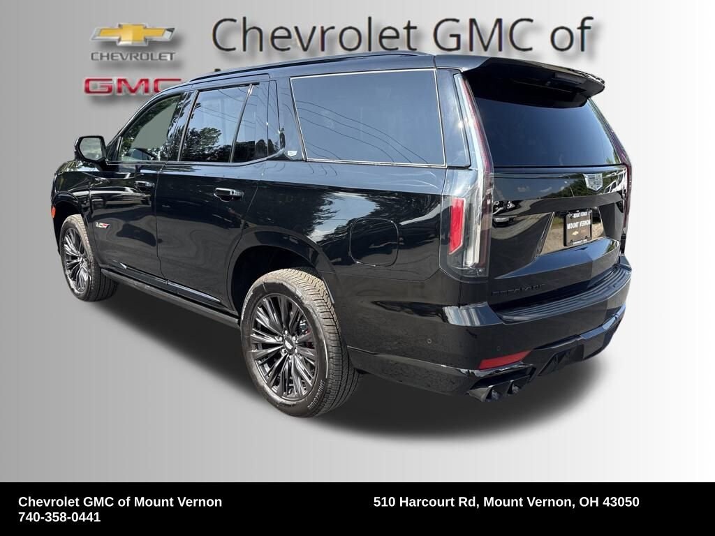 2024 Cadillac Escalade V-Series photo 3