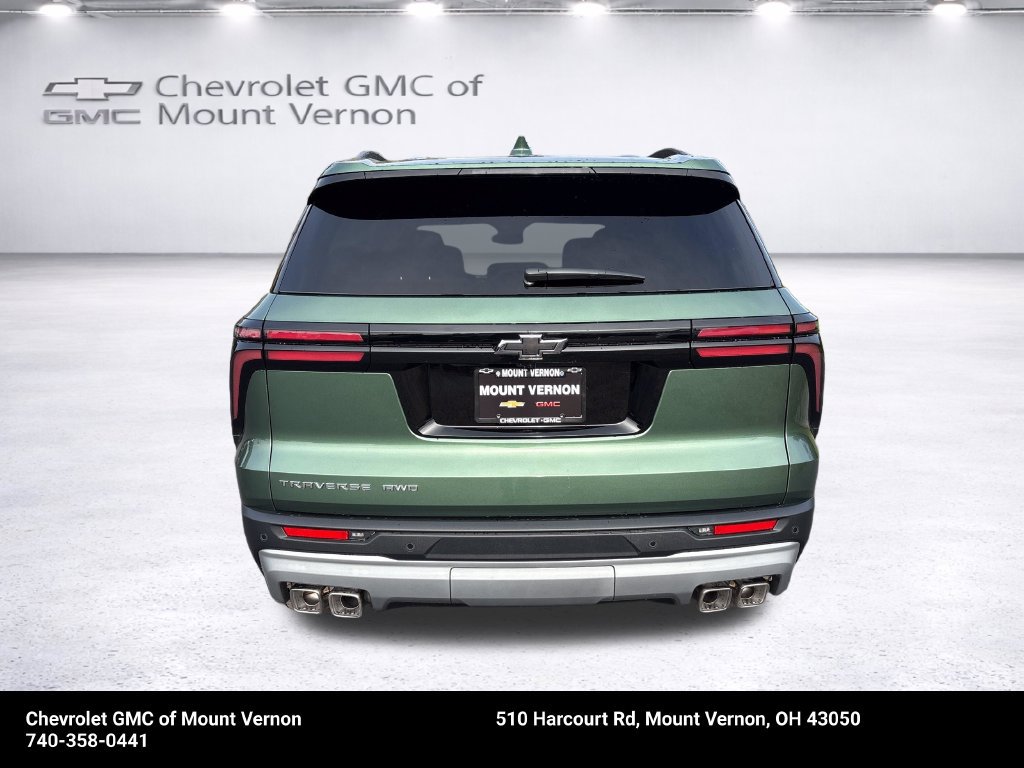 2027 Chevrolet Traverse LT - Photo 4