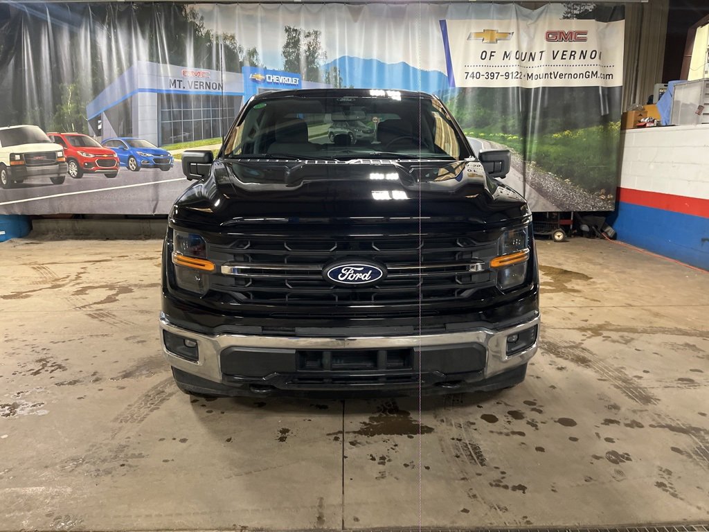 2024 Ford F-150 XLT photo 2