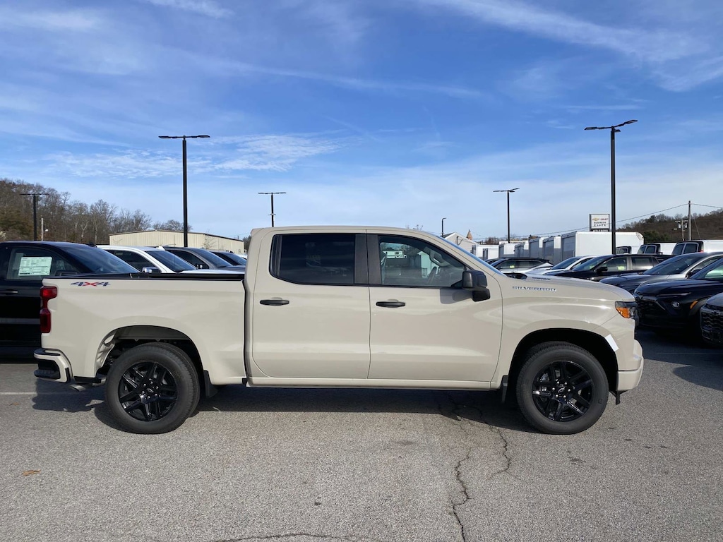 New 2026 Chevrolet Silverado 1500 Custom Truck