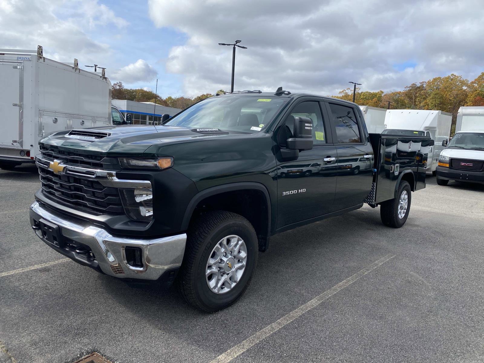 2025 Chevrolet Silverado 3500HD LT's photo